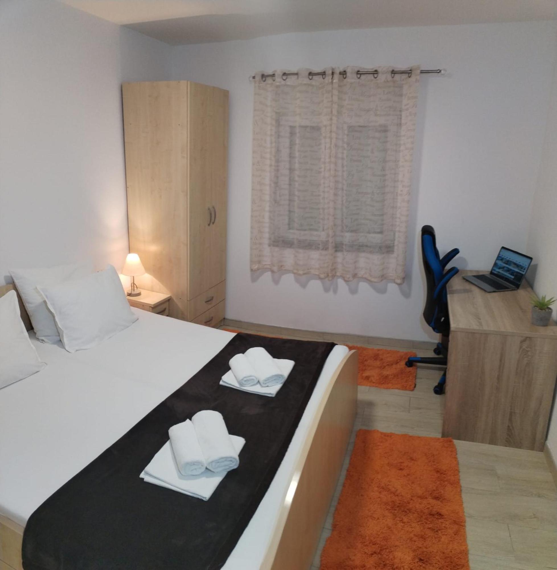 Valentino Apartman *