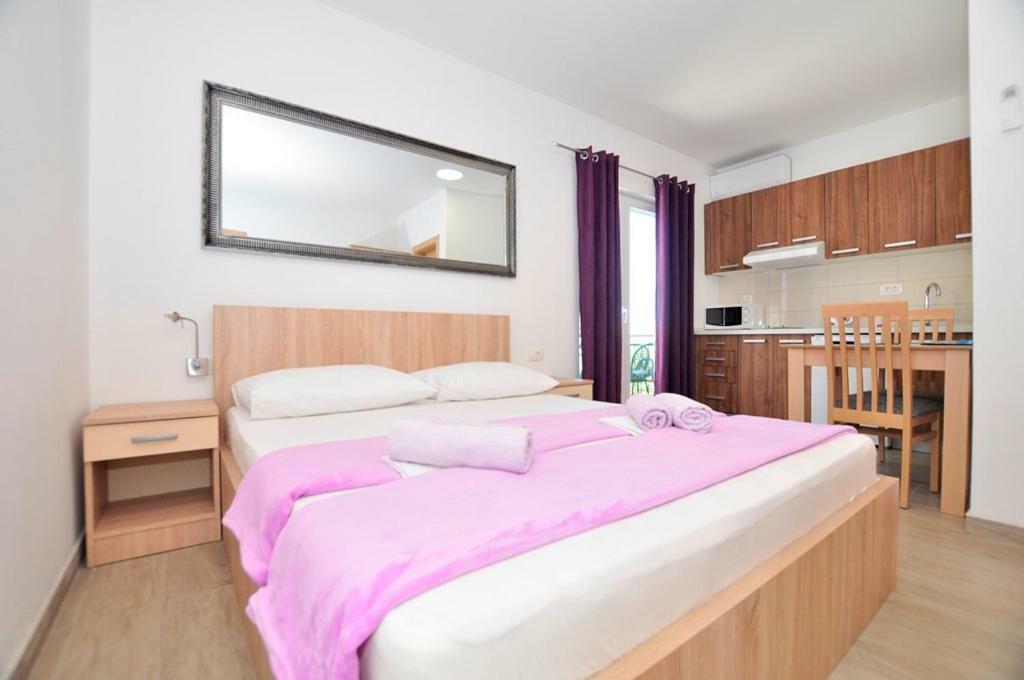 Valentino Apartman *